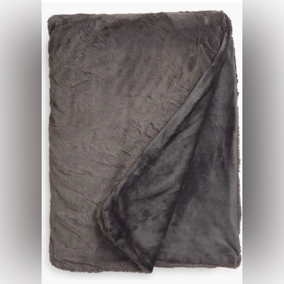 UNHIDE CUDDLE PUDDLE BRAND NEW W/BOX LARGEST BLANKET In original packaging FIRM$ - Picture 4 of 4